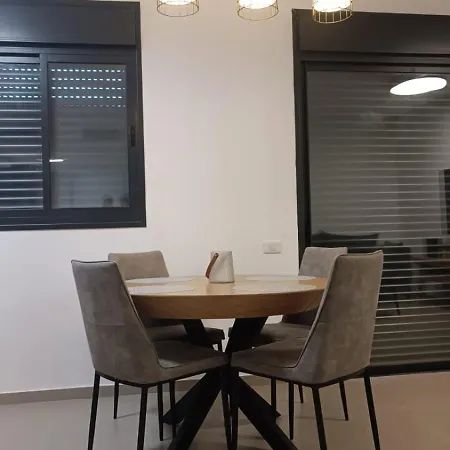 פנינה בשדרה Apartment Eilat Exterior photo
